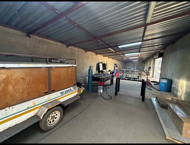 9,900M² INDUSTRIAL YARD FOR SALE IN VULCANIA